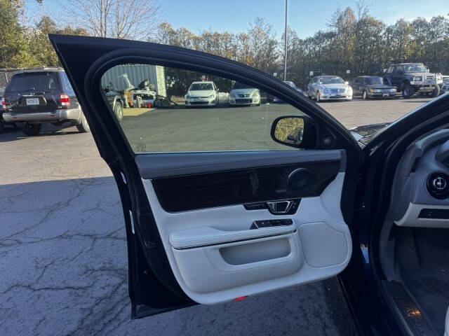 2015 Jaguar XJL Portfolio