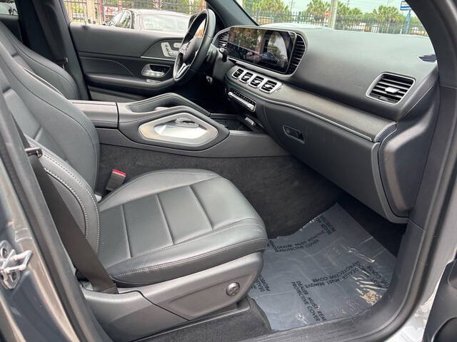2022 Mercedes-Benz GLE 18