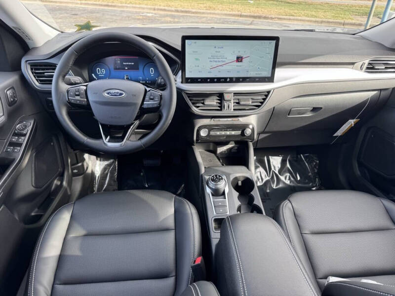 2026 Ford Escape Platinum