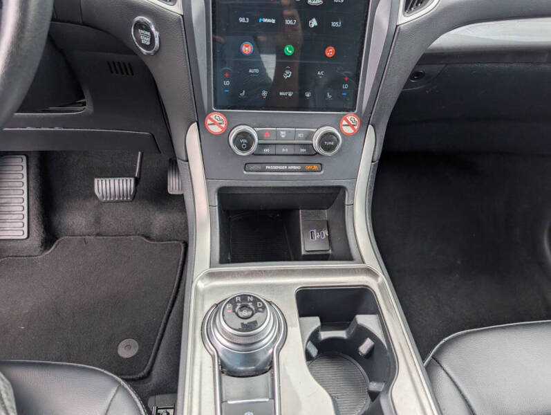 2024 Ford Edge