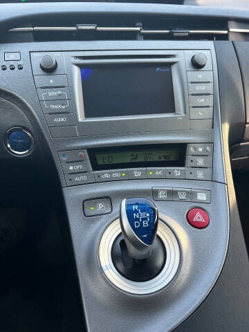 2015 Toyota Prius Two