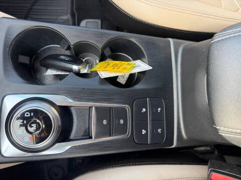 2020 Ford Escape Titanium