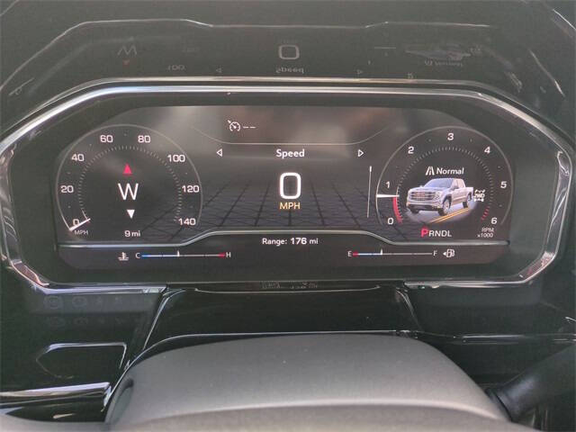 2025 GMC Sierra 1500 Elevation Standard