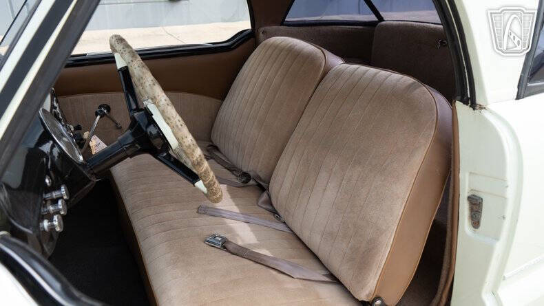 1957 Nash Metropolitan
