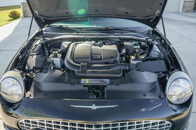 2002 Ford Thunderbird Deluxe