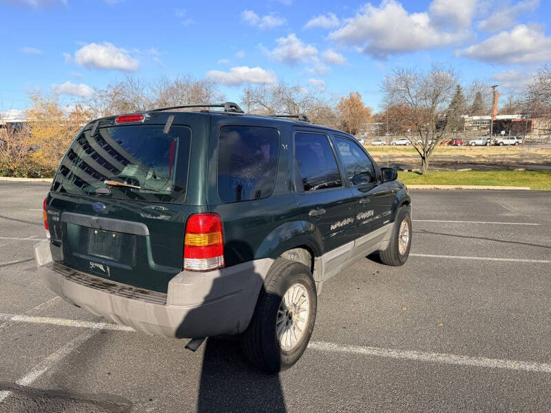 2002 Ford Escape XLS Choice