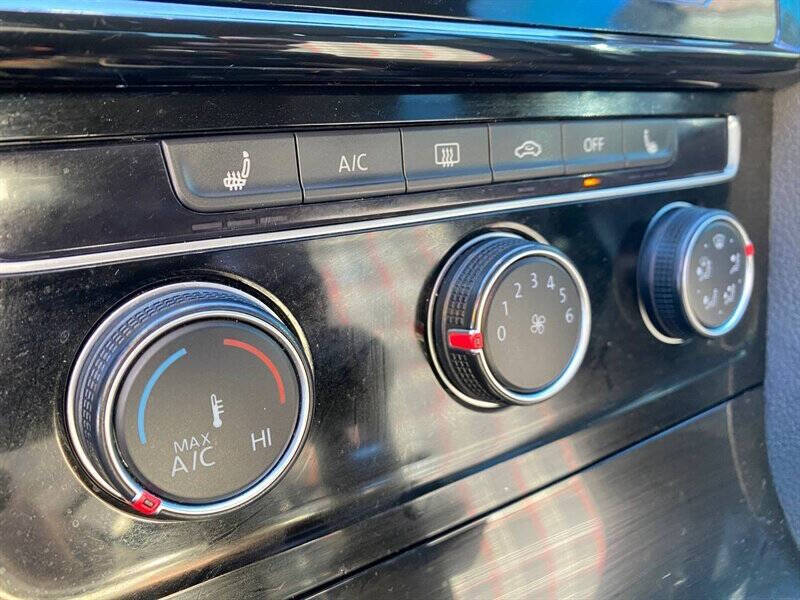 2018 Volkswagen Golf GTI S