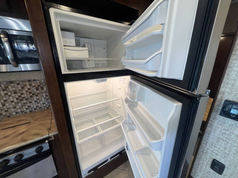 2016 Coachmen RV Encounter