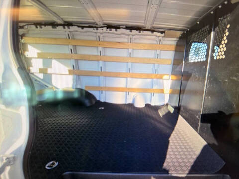 2024 Chevrolet Express 2500