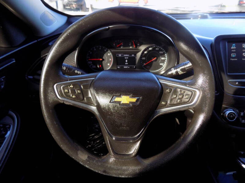 2017 Chevrolet Malibu LS