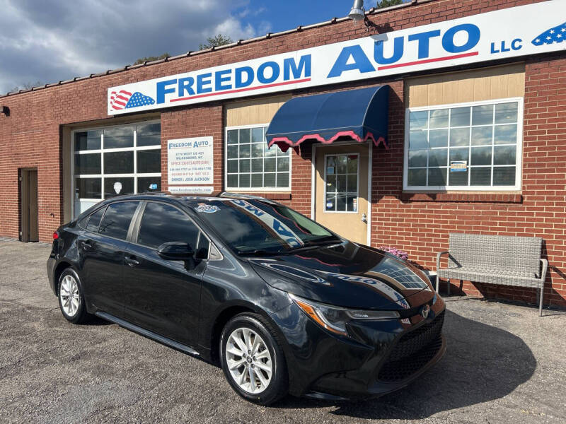 2021 Toyota Corolla LE's photo