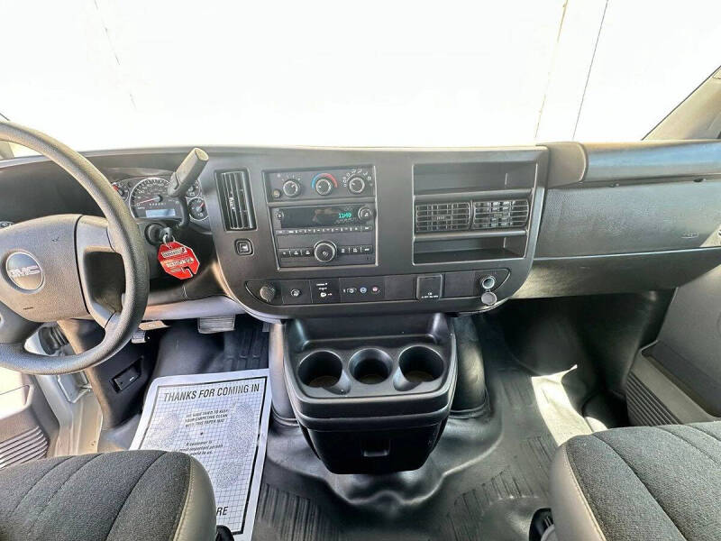 2023 GMC Savana 2500