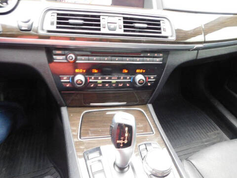 2015 BMW 7 Series 740i