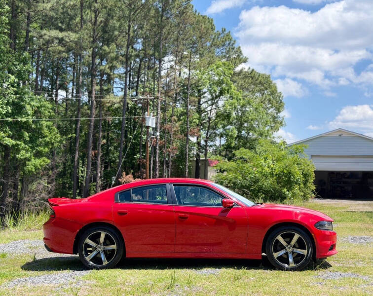 2017 Dodge Charger SE