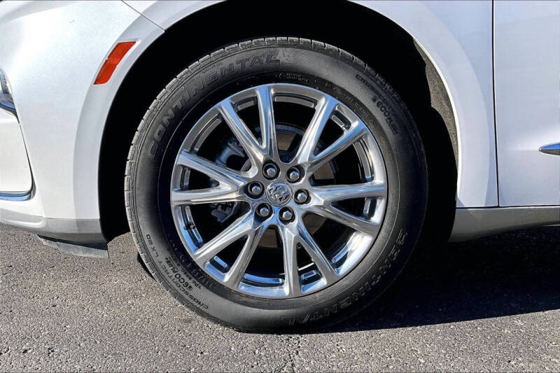2023 Buick Enclave Premium