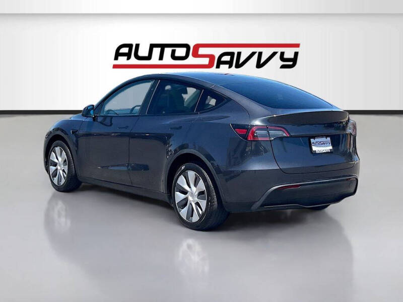 2024 Tesla Model Y Long Range