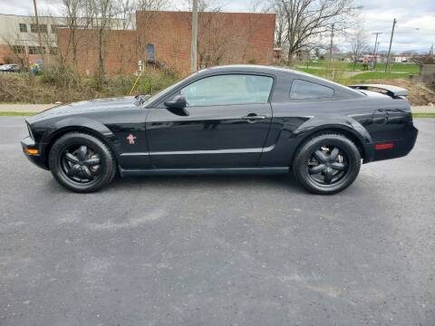 2008 Ford Mustang for sale at GLASS CITY AUTO CENTER in Lancaster OH