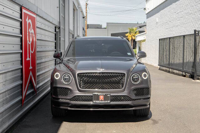 2020 Bentley Bentayga 36