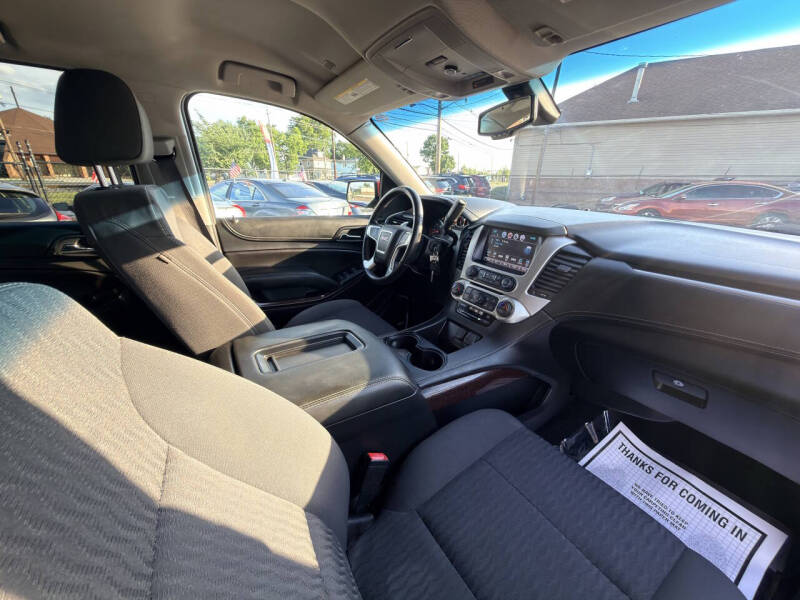 2017 GMC Yukon SLE