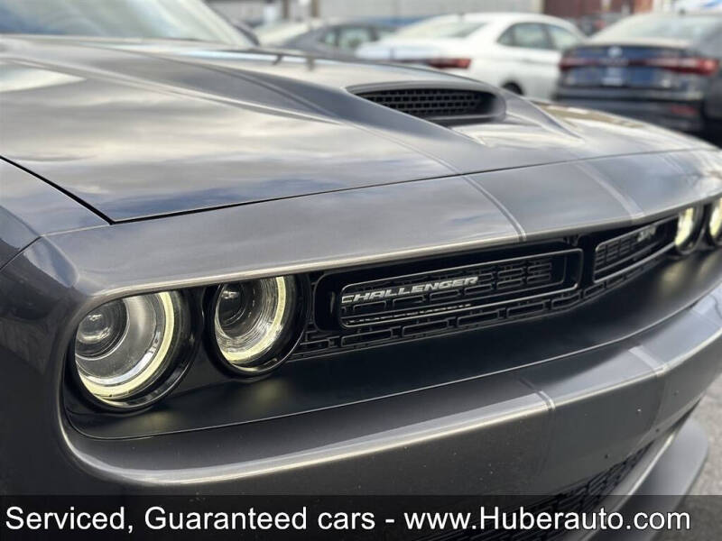 2015 Dodge Challenger SRT 392