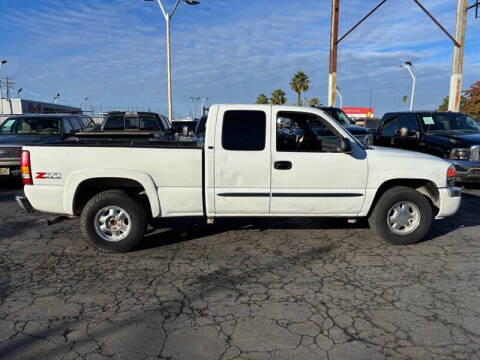 2003 GMC Sierra 1500 SLT