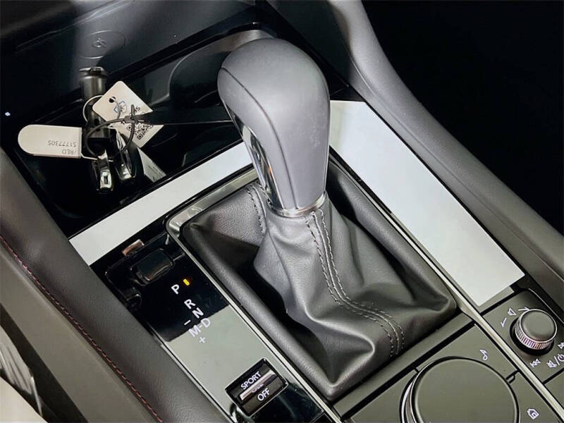 2025 Mazda Mazda3 Sedan 2.5 S Carbon Edition