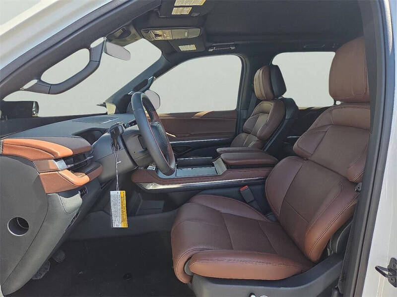 2025 Lincoln Navigator L Reserve