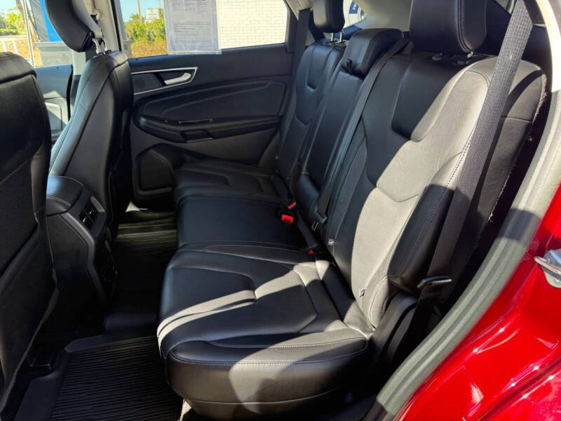 2019 Ford Edge Titanium
