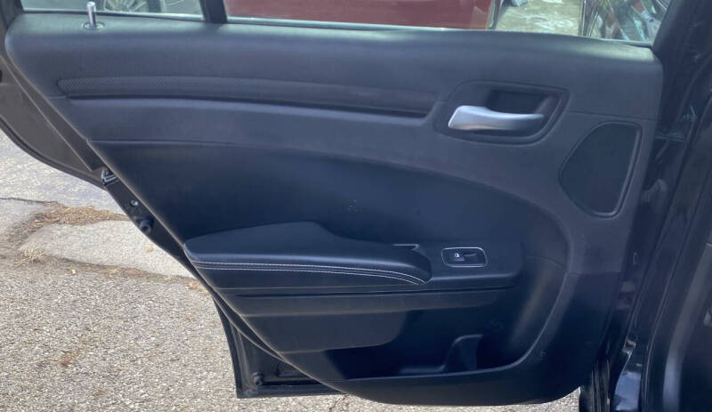 2016 Chrysler 300 S Alloy Edition