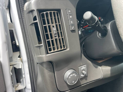 2017 Chevrolet Express 2500