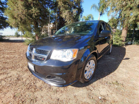 2016 Dodge Grand Caravan for sale at Gold Rush Auto Wholesale in Sanger CA