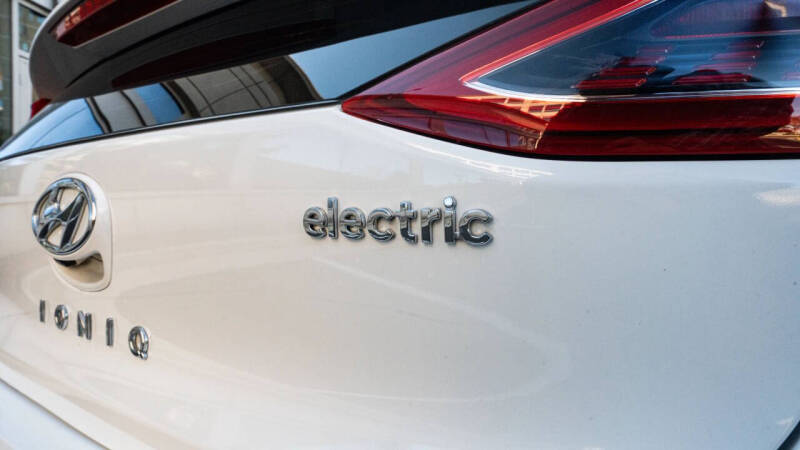 2019 Hyundai Ioniq Electric Limited