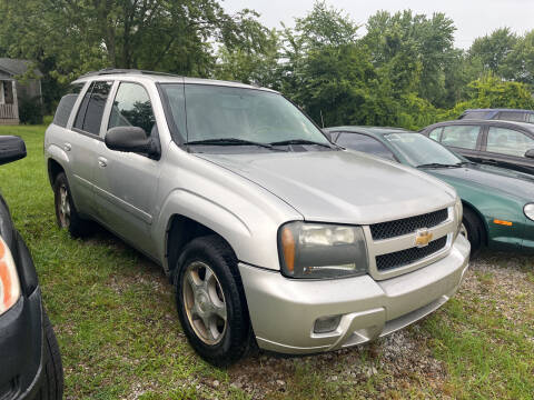 2008 Chevrolet TrailBlazer for sale at HEDGES USED CARS in Carleton MI