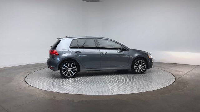 2015 Volkswagen Golf TSI SE