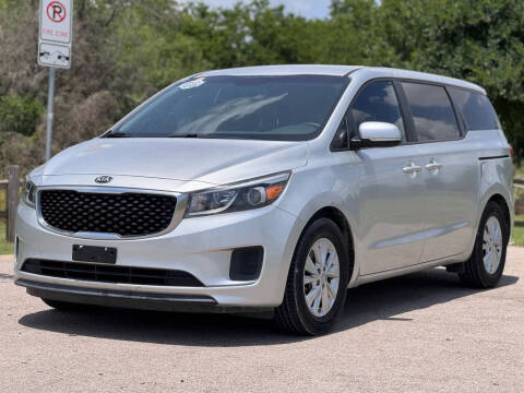 2015 Kia Sedona L