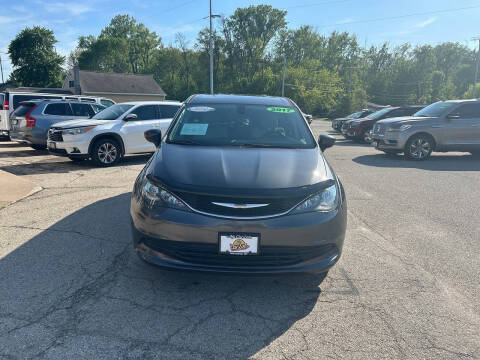 2017 Chrysler Pacifica Touring