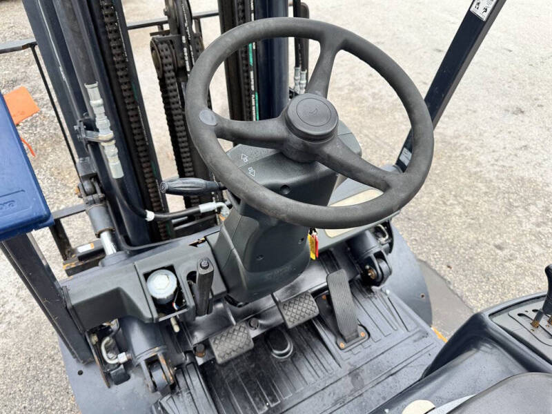 2007 Doosan D25s-5