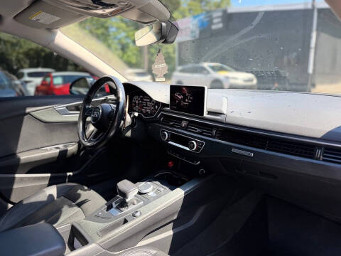 2017 Audi A4 2.0T quattro Premium Plus