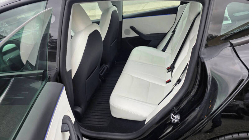 2025 Tesla Model 3 Long Range