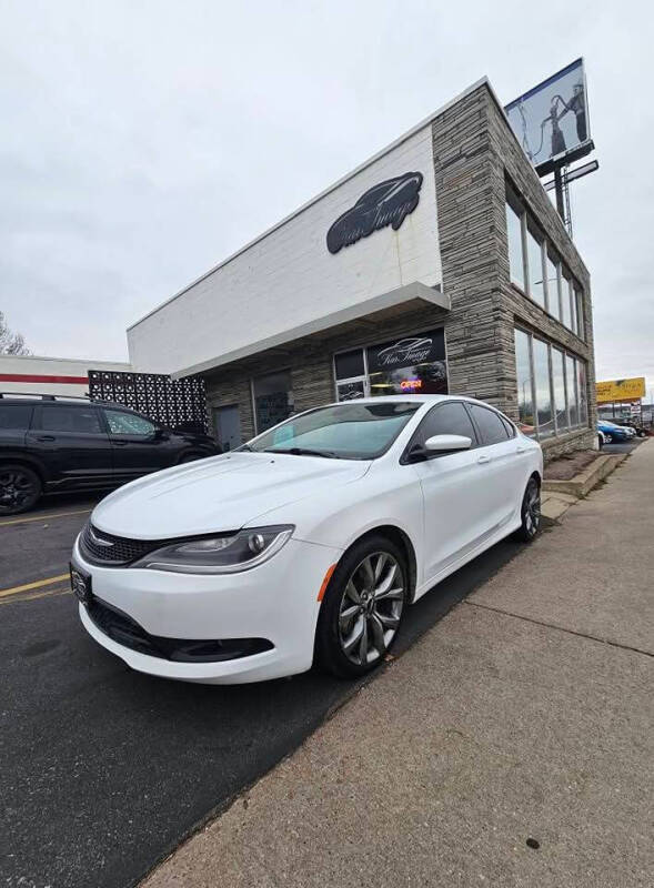 2015 Chrysler 200 S