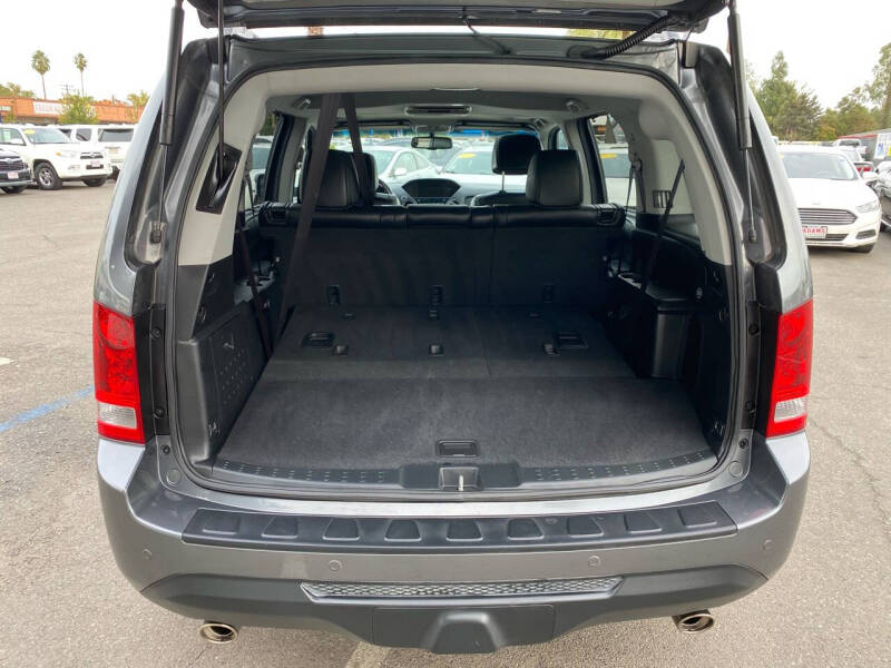 2012 Honda Pilot Touring photo 26