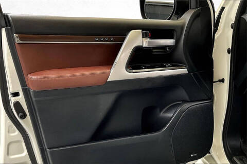 2020 Toyota Land Cruiser