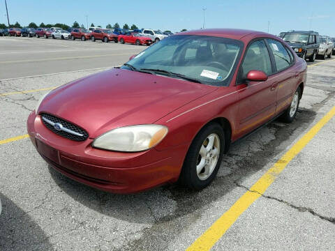 2001 Ford Taurus for sale at Cars Now KC in Kansas City MO