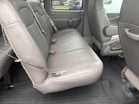 2017 Chevrolet Express LS 3500