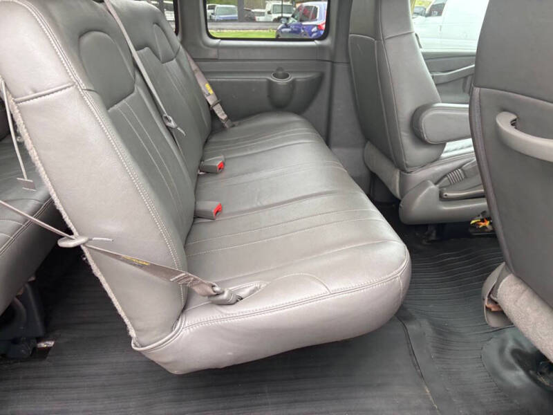 2017 Chevrolet Express LS 3500