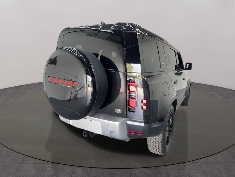 2020 Land Rover Defender 110 S