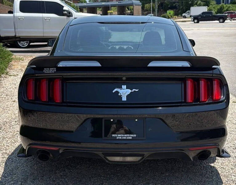 2016 Ford Mustang V6