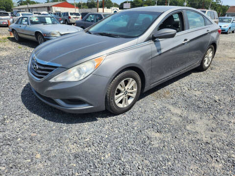 2013 Hyundai Sonata for sale at CRS 1 LLC in Lakewood NJ