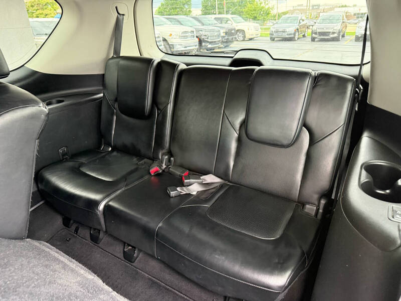 2017 Nissan Armada SL
