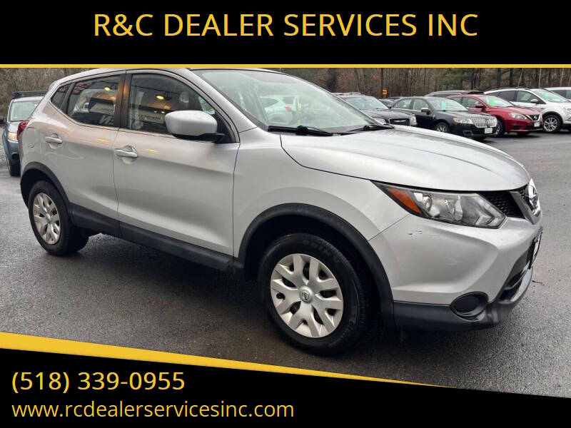 2017 Nissan Rogue Sport S's photo